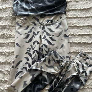 Rare tiger Lululemon leggings.
